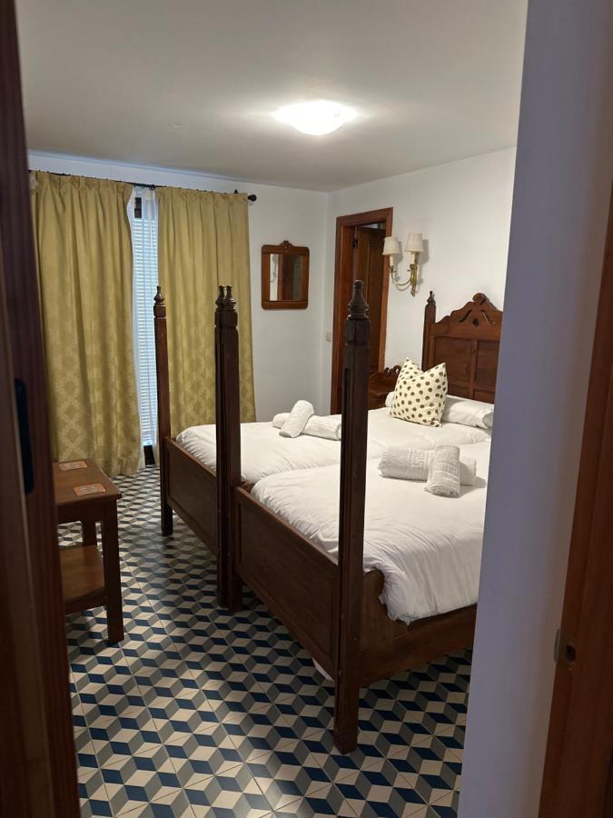Hostal Moon トロクス エクステリア 写真