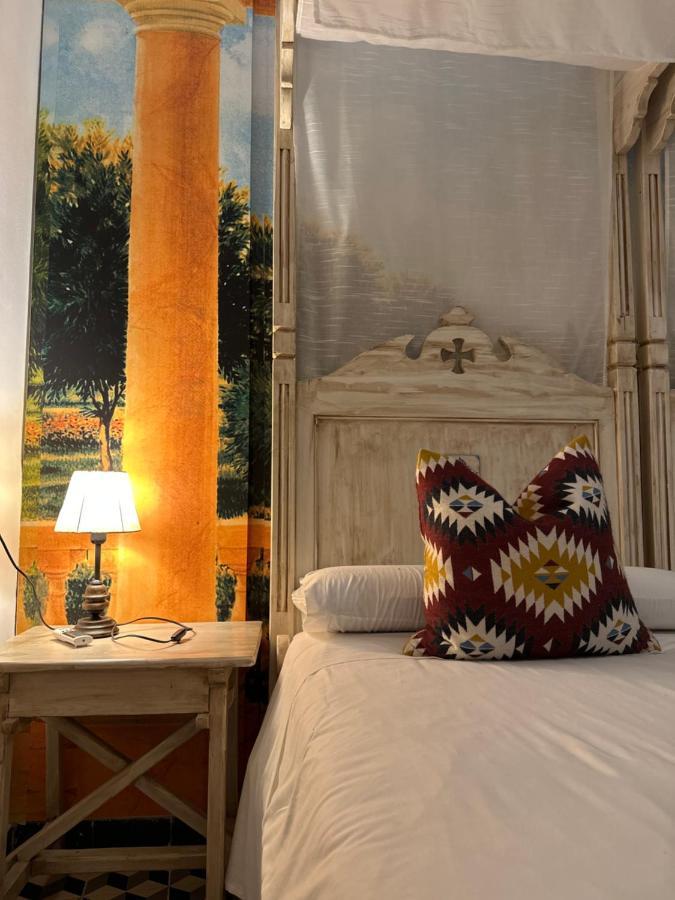 Hostal Moon トロクス エクステリア 写真