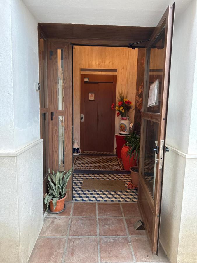 Hostal Moon トロクス エクステリア 写真